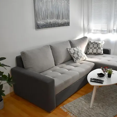 Manila Apartment Белград Екстериор снимка