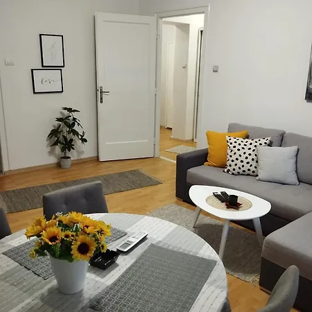 Manila Apartment Белград Екстериор снимка